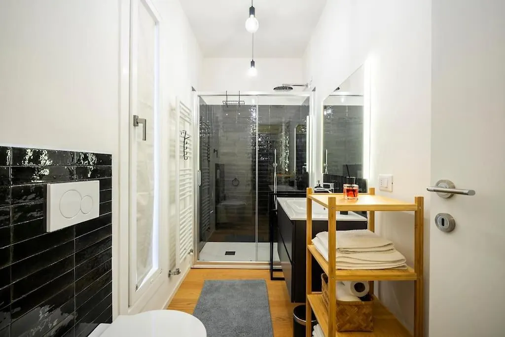 ארצו Anna Home - 5 Minuti Centro Storico - Moderno Appartamento איטליה