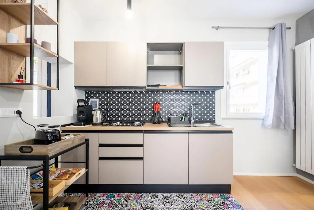 ארצו Anna Home - 5 Minuti Centro Storico - Moderno Appartamento דירה