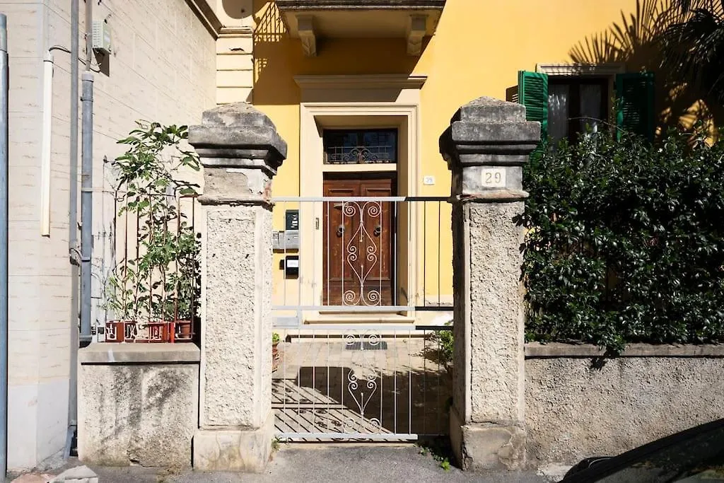 דירה ארצו Anna Home - 5 Minuti Centro Storico - Moderno Appartamento